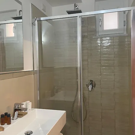 Πανσιόν Giga Mare 4*
